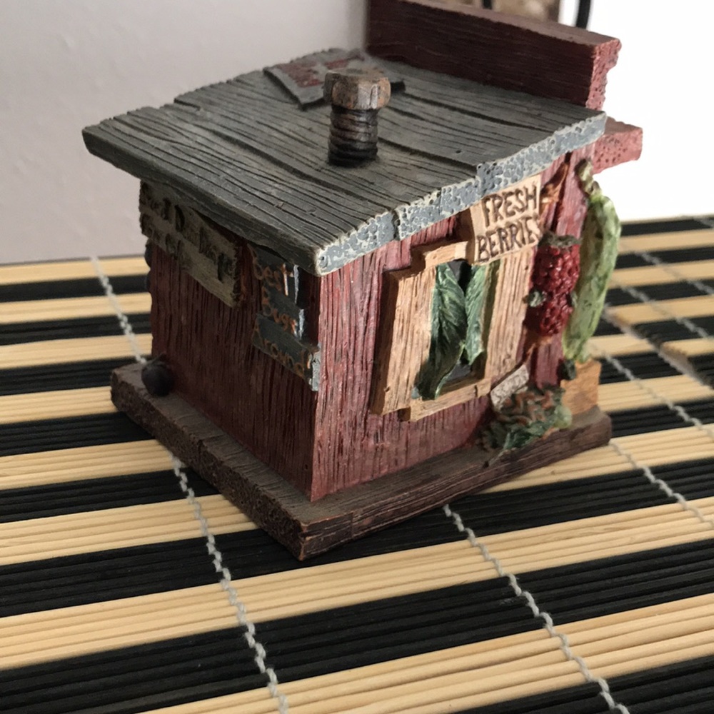 Magpie Market Home Décor - Picture 5 of 15
